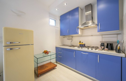 Capo Mimosa-Rollo Apartment | Discover Maremonti: Family-Friendly Stay Near Cervo Beach
