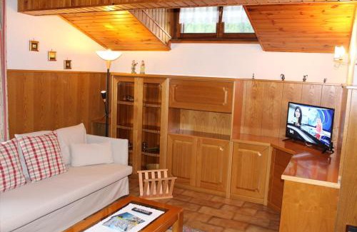 Rocca Pietore Apartment | Family-Friendly Retreat at Cesa DOLOMITI - Rated 9.2/10