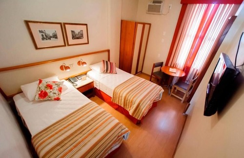 Centro Hotel | Budget-Friendly Stay at Cesar Inn with Breakfast Included