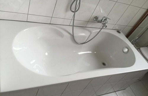 Fabron Apartment | Cozy 1-Bedroom Apartment with Inviting Pool Access