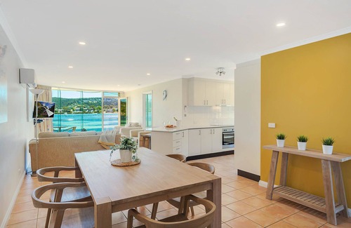 Merimbula Apartment | Premium 3 Bedroom Lake View at Cetacea Luxury Apartments