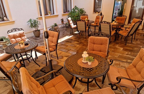 Sibiu Old Town Villa | Unforgettable Stay at Cetatea Medievala - 4-Star Excellence