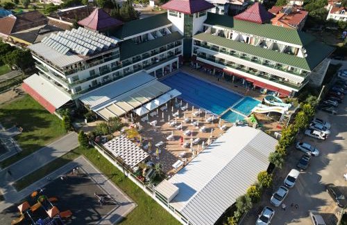Ocaklar Hotel | Relax at Ceti̇n Presti̇ge Resort with Private Beach & Pool