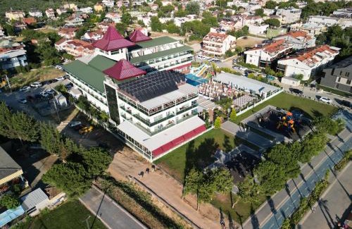 Ocaklar Hotel | Relax at Ceti̇n Presti̇ge Resort with Private Beach & Pool