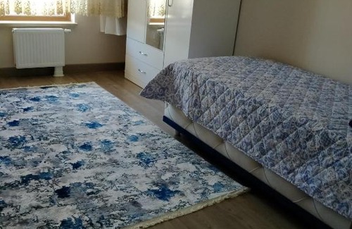 Arakli Apartment | Discover Cevahir Turizm: Family-Friendly Getaway Awaits