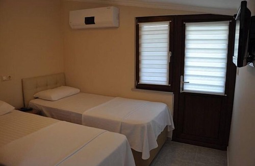 Marmara Hotel | Discover Ceyf Motel: Family-Friendly with Great Dining