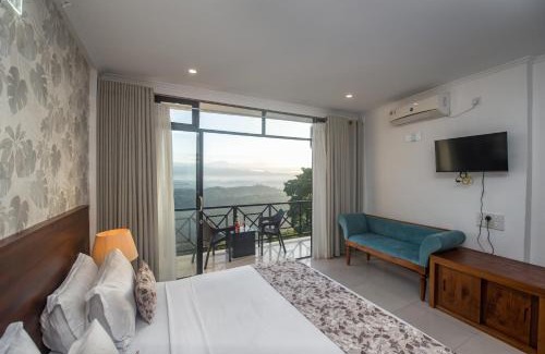 Tennekumbura Hotel | Discover Ceyloni Panorama Resort: Family-Friendly Retreat
