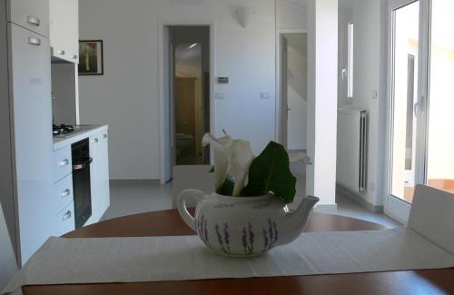 Laigueglia Apartment | Inviting Chà Apartment: 4-Star Stay with Breakfast Included