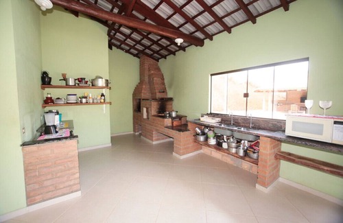 Joanopolis House | Relaxing Getaway with Pool and Scenic Views in Cach. dos Pretos