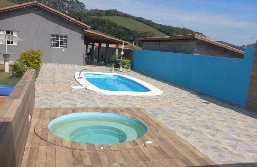 Extrema House | Relaxing Retreat: Chácara em Extrema MG with Ocean Views