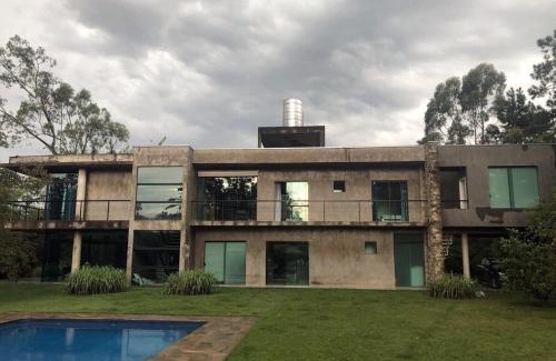 Sao Joao Novo House | Scenic Chácara with Pool and Hot Tub in São Roque