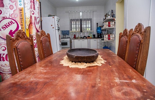 Peruibe House | Relaxing Retreat with Pool and WiFi in Peruíbe/SP