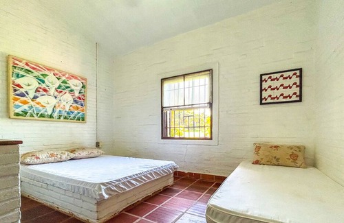 Seccao A House | Relaxing Retreat with Pool and Spa in Holambra, SP