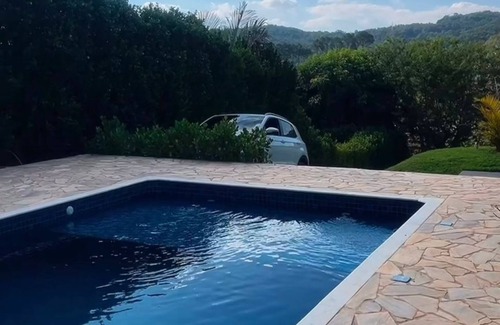 Paruru House | Scenic Retreat with Ocean Views & 24-Hour Security