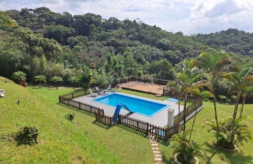 Juquitiba House | Chácara com vista para montanhas e piscina LT0035