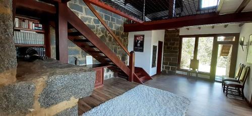 Cunha House | Cozy Retreat with Wi-Fi & Fun Amenities in Cunha