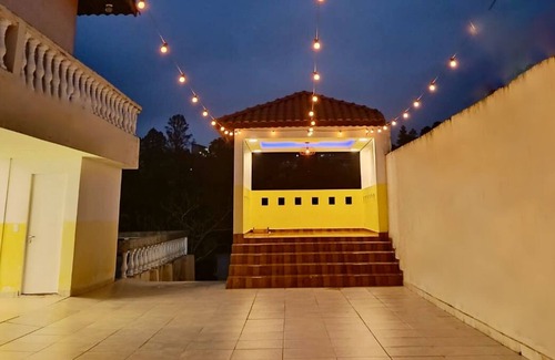 Agua Azul House | Relaxing Day Use Retreat in Guarulhos with Pool Access