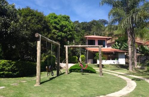 Sao Luiz Do Paraitinga House | Pet-Friendly Chácara do Delei with Pool & High Guest Rating