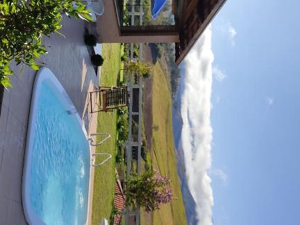 Passa Quatro House | Serene Retreat at Chácara do Sossego: Family & Pet Friendly
