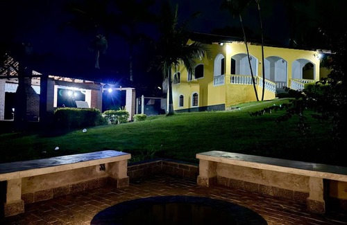 Agua Azul House | Explore Chácara Dois Leões: Family & Pet Friendly Retreat