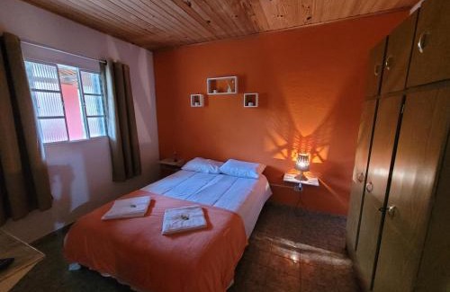 Goncalves House | Pet-Friendly Getaway at Chácara dos Pássaros - 9.6/10 Rating