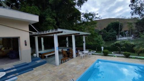 Itaoca House | Relaxing Chácara in Guararema, Brazil - Pet Friendly Retreat