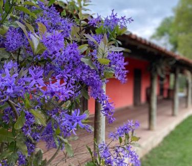 Mairinque House | Discover CHÁCARA GODOI - Meu Paraíso with Pool & Pets