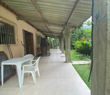 Cidade Jardim Tom House | Discover Chácara Dimel: Ocean View Retreat in Bertioga