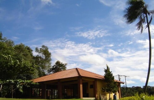 Mandaguacu House | Discover Family-Friendly Comfort at Chácara Marson