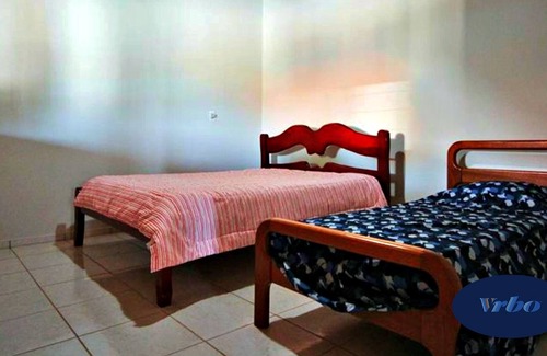 Olimpia House | Relaxing Stay at Chácara Monterosso for 24 Guests