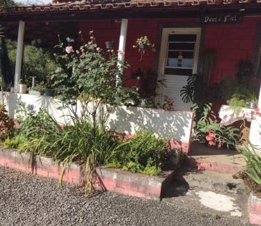 Bueno Brandao House | Discover Chácara Pão de Açúcar: 10/10 Family and Pet Haven