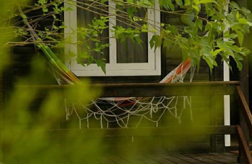 Juquitiba House | Relaxing Retreat by the Water: Pool & Jacuzzi Awaits