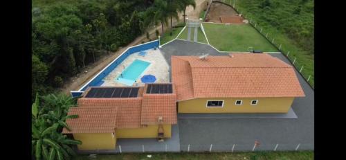 Estancia das Flores House | Pet-Friendly Chácara Pérola2 with Ocean Views & Pool