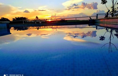Santa Rosa De Viterbo House | Pet-Friendly Chácara Pôr do Sol with Pool and More