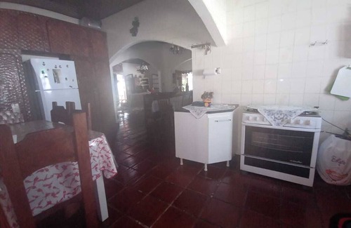 Ibiuna House | Relaxing Retreat Near City with Beautiful Views & Amenities