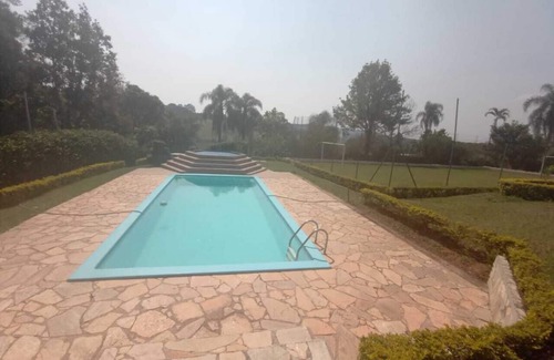 Ibiuna House | Relaxing Retreat Near City with Beautiful Views & Amenities
