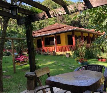 Bueno Brandao House | Unforgettable Stay at Chácara Recanto do Berzelai - 10/10!