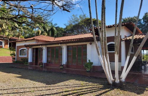 Suzano House | Discover Chácara Recanto dos Magos: Family & Pet Friendly!