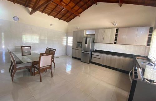 Mairinque House | Family-Friendly Chácara Silva: Guest Rated 10/10 with Pool