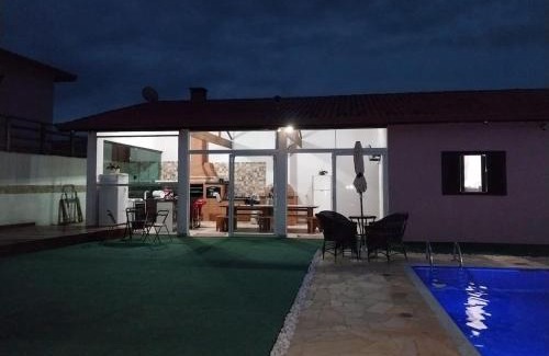 Igarata House | Explore Chácara Sonia & Mineiro: 10/10 Rated Getaway