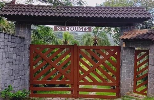 Aruja House | Relax at Chácara Sta Edwiges - Pet Friendly Retreat