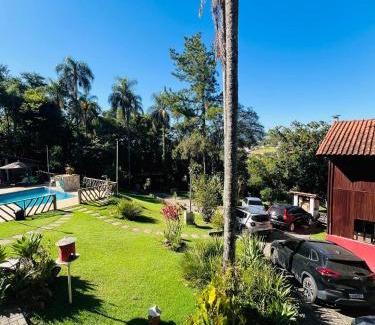 Atibaia House | Pet-Friendly Retreat with Oceanfront Views at Chácara - Usina Atibaia