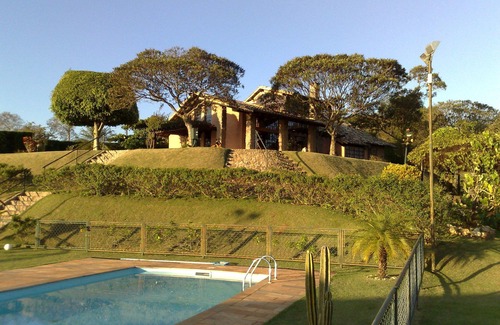 Mairinque House | Relax at Chácara Vale da Esperança with Ocean & Lake Views