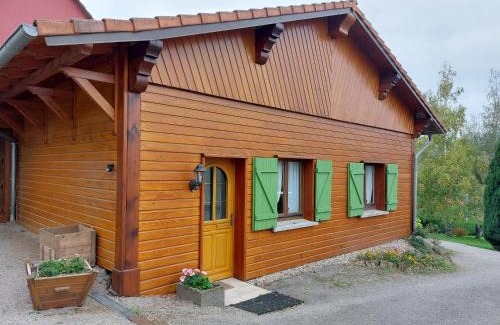 Muhlbach-sur-Bruche Ski Chalet | Discover Châlet Caletti: Family-Friendly Retreat with Dining