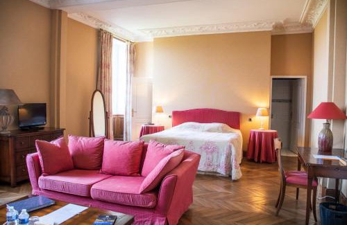 Sauternes Hotel | Elegant Hotel du Château d'Arche with Pet-Friendly Amenities