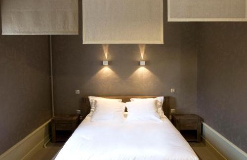 Villie-Morgon Bed & Breakfast | Pet-Friendly Retreat at Château de Bellevue B&B, Rated 9.2