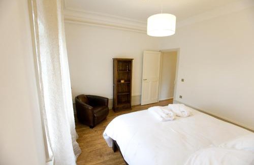 Villie-Morgon Bed & Breakfast | Pet-Friendly Retreat at Château de Bellevue B&B, Rated 9.2