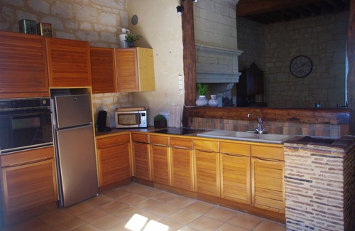 Bouniagues Hotel | Discover Château de Bouniagues: Family-Friendly Retreat