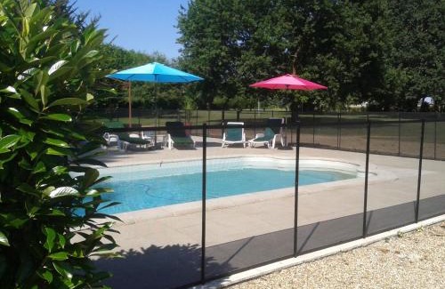 Bournand Bed & Breakfast | Château de Bournand: Highly Rated Oceanfront Retreat