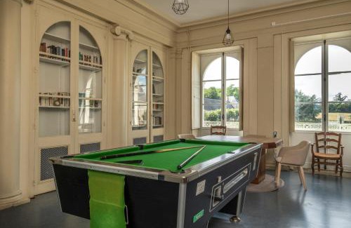 Baune Hotel | Explore Oceanfront Comfort at Chateau de Briançon